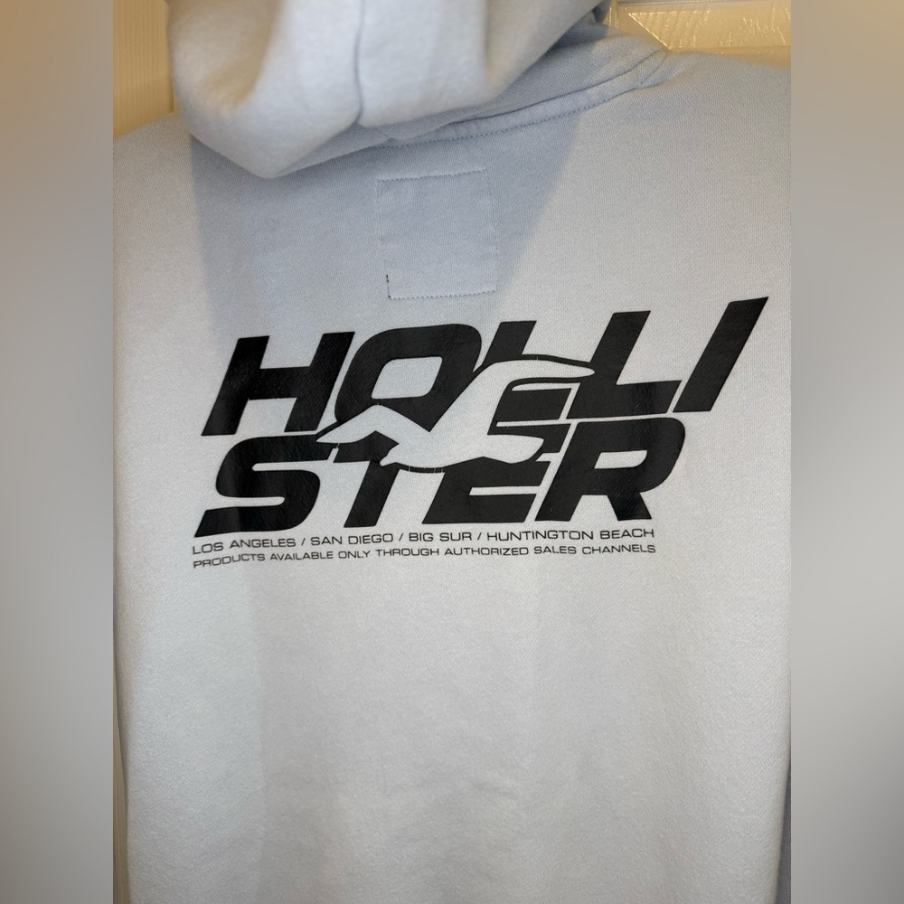 Hollister Light Blue Pullover Hoodie XS Y2K Streetwear Graphic Logo Sweatshirt